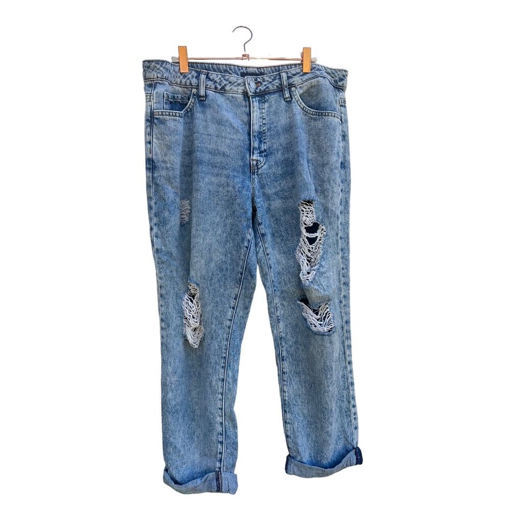 Vintage Tommy Hilfiger Distressed Boyfriend Jeans Size 14 Cropped Length